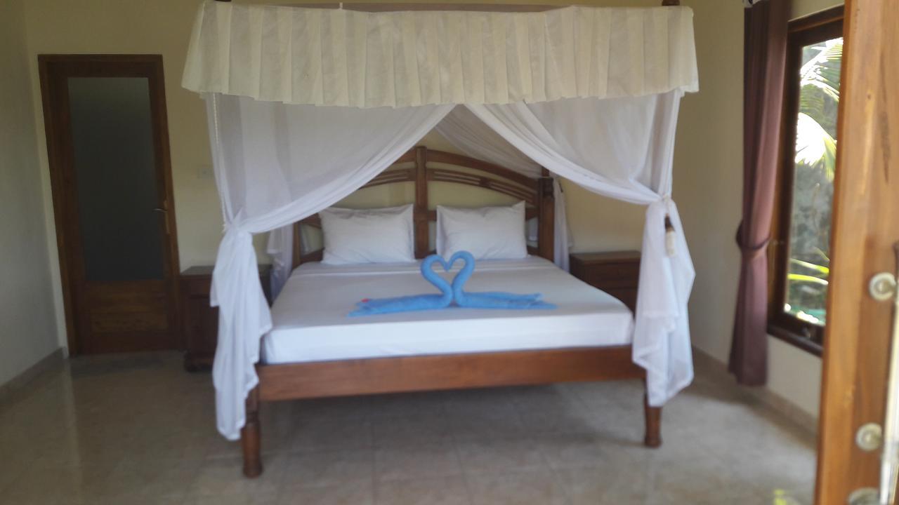 Warung Pantai Bungalows Amed Eksteriør bilde