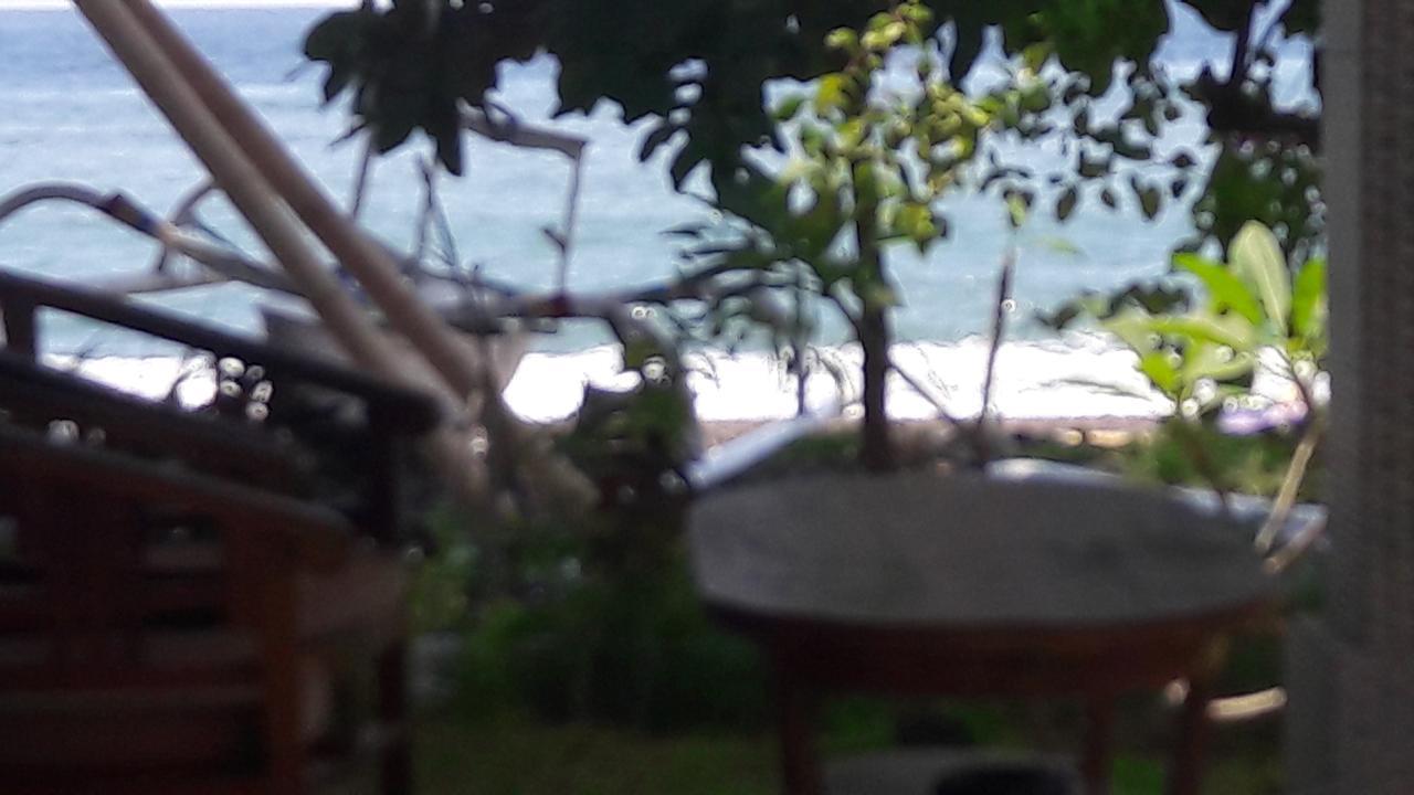 Warung Pantai Bungalows Amed Eksteriør bilde